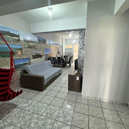 Apartamento Vista Mar: Beachfront 2-Bedroom with Elevator and Wi-Fi Guarapari Exterior photo